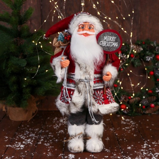 Дед Мороз "С охапкой подарков и в меховых сапожках" 50 см, красный