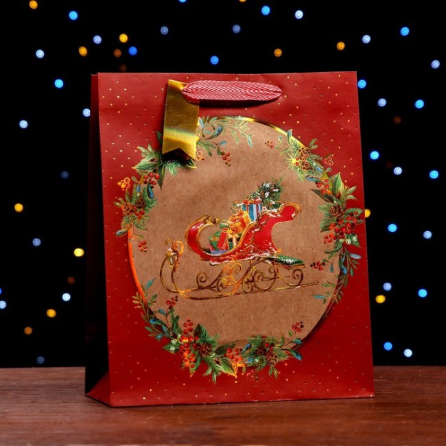 Пакет подарочный "Сани с подарками" 26 х 32 х 12 см