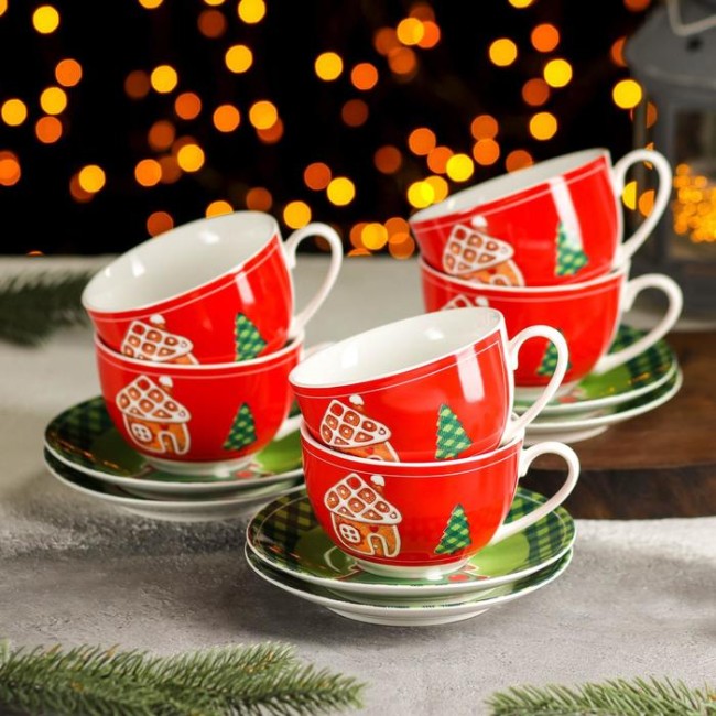 Сервиз фарфоровый чайный Magistro «Новый год. Пряничный домик», 12 предметов: чашка 280 мл, блюдце d=15 см