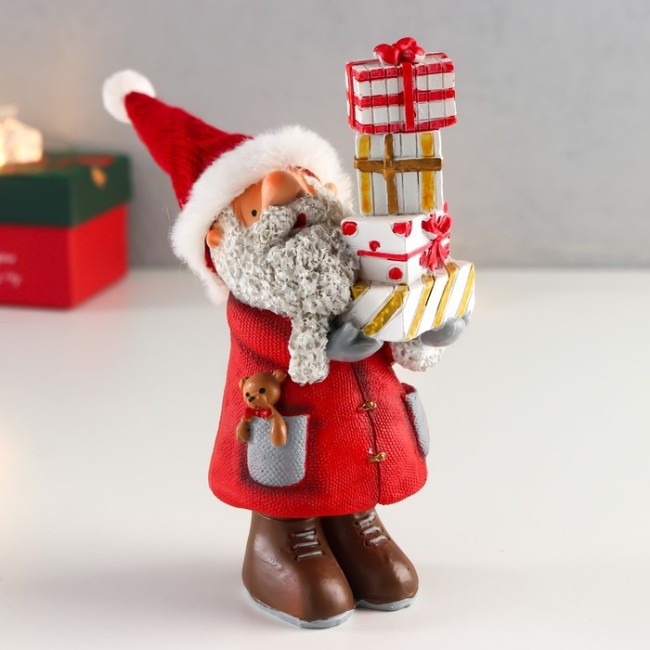 Сувенир полистоун "Дед Мороз в красном, с кудрявой бородой с подарками" 15,5х8,2х6,5 см