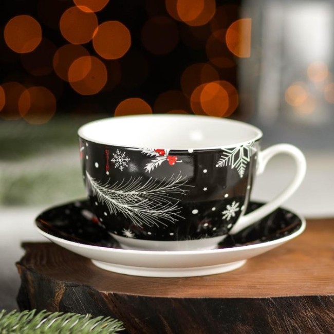 Чайная пара фарфоровая Magistro «Новый год. Зимняя сказка», 2 предмета: чашка 280 мл, блюдце d=15 см