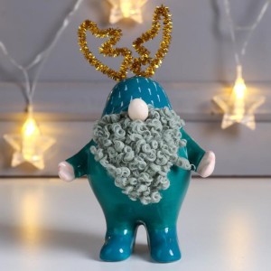 Сувенир керамика &quot;Дед Мороз, кудрявая борода, колпак с рожками&quot; зелёный 14,8х6,8х9,6 см